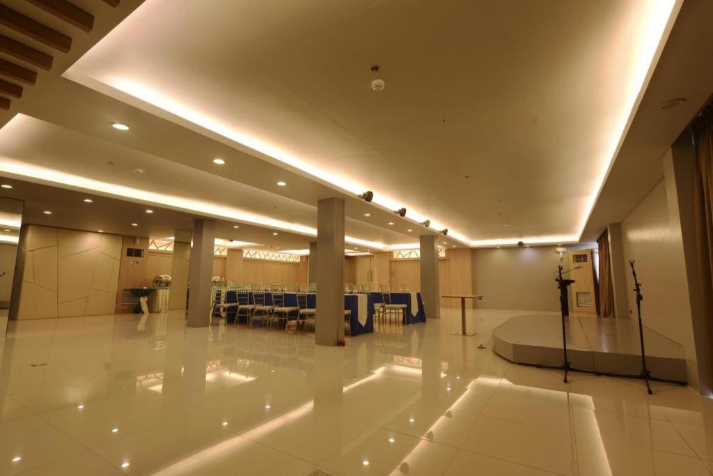 Hotel Estrella Tacloban Exterior foto